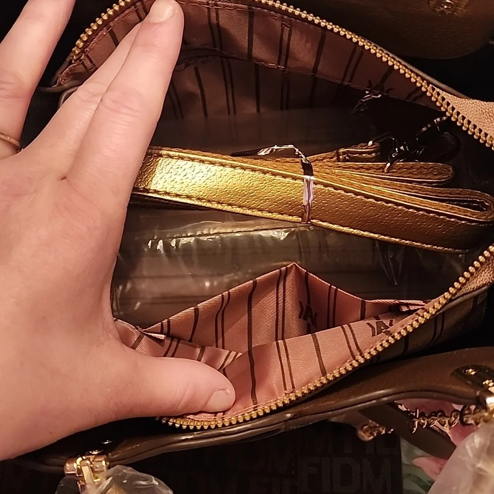 This Year's popular Large capacity Classic Women's casual Tote Bag, High-end